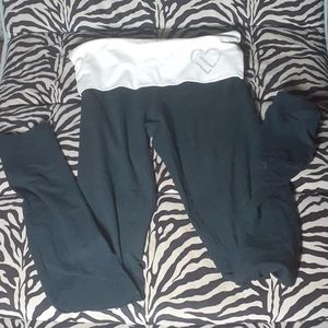 🔴 Aeropostale Black Leggings Rhinestones Detail